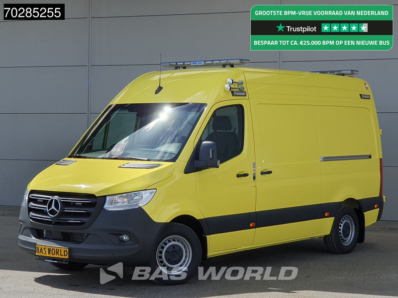 Mercedes-Benz Sprinter 319 CDI Automaat Nieuw! Complete Ambulance Ziekenwagen Rettungswagen Krankenwagen 11m3 Airco Cruise control - Ambulance: afbeelding 1 Mercedes-Benz Sprinter 319 CDI Automaat Nieuw! Complete Ambulance Ziekenwagen Rettungswagen Krankenwagen 11m3 Airco Cruise control - Ambulance: afbeelding 1