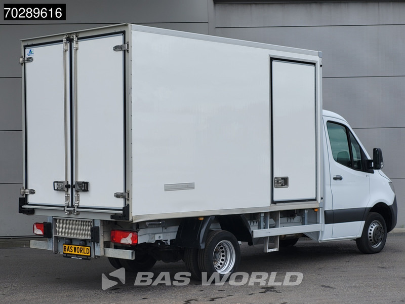 Mercedes-Benz Sprinter 515 CDI Koelwagen Dubbellucht Zijdeur Thermo King 230v-Stekker Airco Cruise MBUX CarPlay Euro6 Koel Koeler Kühl Kühler Kühlwagen - Koelwagen: afbeelding 5 Mercedes-Benz Sprinter 515 CDI Koelwagen Dubbellucht Zijdeur Thermo King 230v-Stekker Airco Cruise MBUX CarPlay Euro6 Koel Koeler Kühl Kühler Kühlwagen - Koelwagen: afbeelding 5