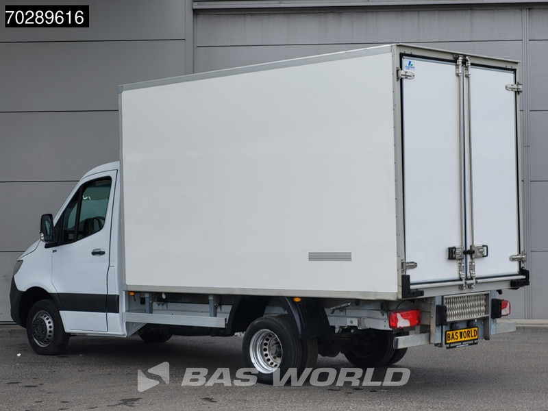 Mercedes-Benz Sprinter 515 CDI Koelwagen Dubbellucht Zijdeur Thermo King 230v-Stekker Airco Cruise MBUX CarPlay Euro6 Koel Koeler Kühl Kühler Kühlwagen - Koelwagen: afbeelding 2 Mercedes-Benz Sprinter 515 CDI Koelwagen Dubbellucht Zijdeur Thermo King 230v-Stekker Airco Cruise MBUX CarPlay Euro6 Koel Koeler Kühl Kühler Kühlwagen - Koelwagen: afbeelding 2