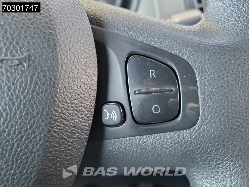 Kleine bestelwagen Renault Trafic 125PK L2H1 Trekhaak Navi Airco Cruise Camera Parkeersensoren APK 07-2026 Euro6 L2 Airco Trekhaak Cruise control: afbeelding 19 Kleine bestelwagen Renault Trafic 125PK L2H1 Trekhaak Navi Airco Cruise Camera Parkeersensoren APK 07-2026 Euro6 L2 Airco Trekhaak Cruise control: afbeelding 19