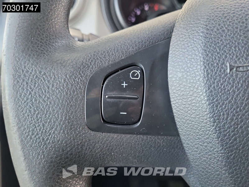 Kleine bestelwagen Renault Trafic 125PK L2H1 Trekhaak Navi Airco Cruise Camera Parkeersensoren APK 07-2026 Euro6 L2 Airco Trekhaak Cruise control: afbeelding 18 Kleine bestelwagen Renault Trafic 125PK L2H1 Trekhaak Navi Airco Cruise Camera Parkeersensoren APK 07-2026 Euro6 L2 Airco Trekhaak Cruise control: afbeelding 18