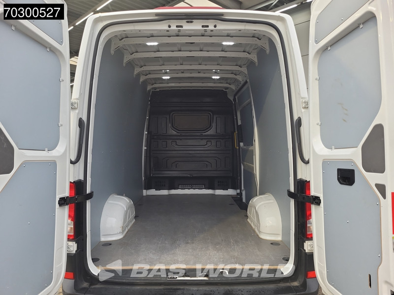 Volkswagen Crafter 102pk L3H3 Trekhaak Navi Airco Parkeersensorenv+ Euro6 L2H2 Airco Trekhaak - Gesloten bestelwagen: afbeelding 3 Volkswagen Crafter 102pk L3H3 Trekhaak Navi Airco Parkeersensorenv+ Euro6 L2H2 Airco Trekhaak - Gesloten bestelwagen: afbeelding 3