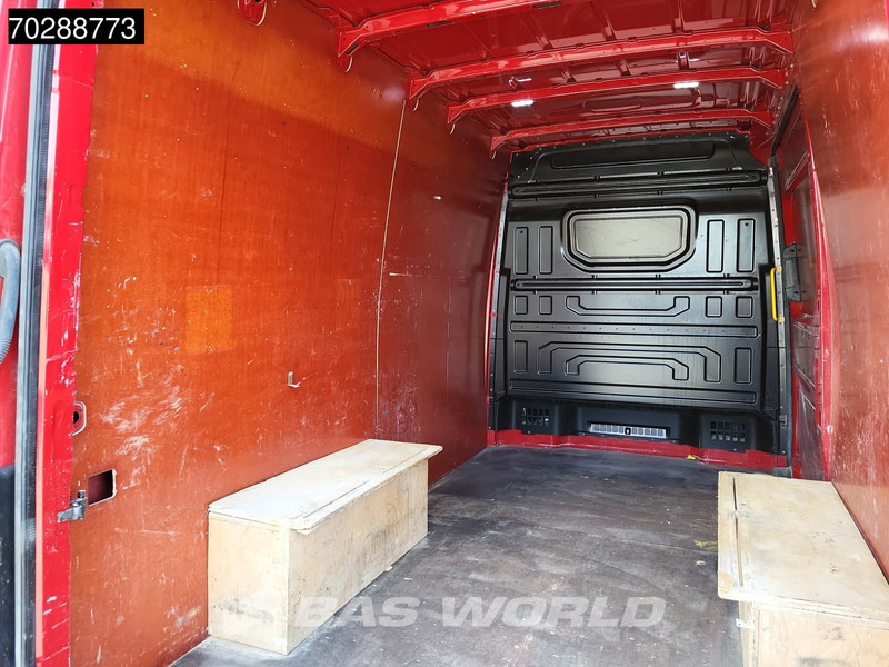 Gesloten bestelwagen Volkswagen Crafter 177pk Automaat L3H3 Trekhaak Navi Airco Cruise Camera Parkeersensoren Euro6 L2H2 12m3 Airco Trekhaak Cruise control: afbeelding 8