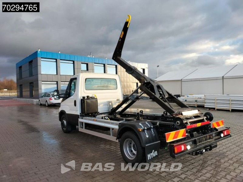 Iveco Daily 70C18 5 Tonnes Hooklift Euro 6 A/C - Kipper bestelwagen: afbeelding 2 Iveco Daily 70C18 5 Tonnes Hooklift Euro 6 A/C - Kipper bestelwagen: afbeelding 2