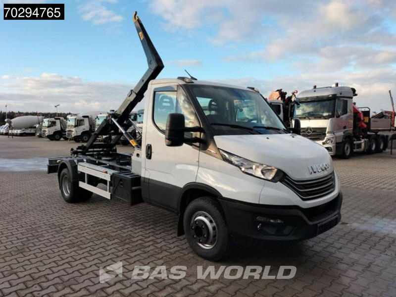 Iveco Daily 70C18 5 Tonnes Hooklift Euro 6 A/C - Kipper bestelwagen: afbeelding 3 Iveco Daily 70C18 5 Tonnes Hooklift Euro 6 A/C - Kipper bestelwagen: afbeelding 3