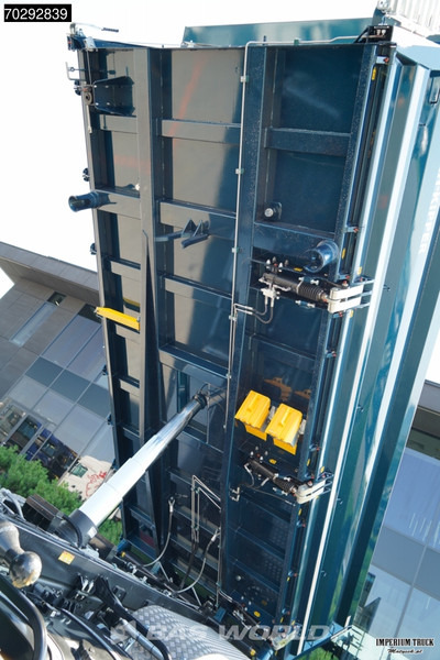 MAN TGS 41.480 TGS 8X8 - Kipper vrachtwagen: afbeelding 3 MAN TGS 41.480 TGS 8X8 - Kipper vrachtwagen: afbeelding 3