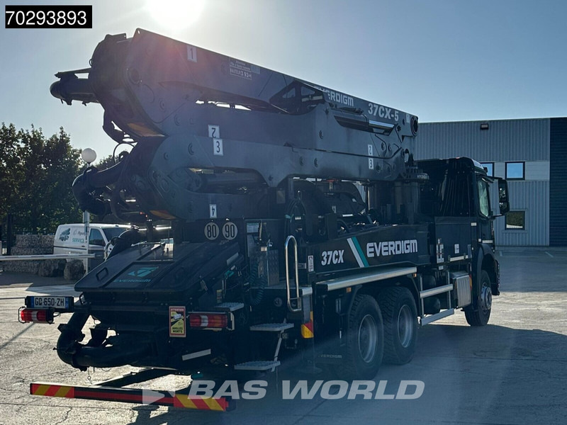 Mercedes-Benz Arocs 2840 Arocs 6X4 NEW! Everdigm 37CX-5 concrete pump Steel Suspension Automatic Euro 6 - Betonpomp: afbeelding 5 Mercedes-Benz Arocs 2840 Arocs 6X4 NEW! Everdigm 37CX-5 concrete pump Steel Suspension Automatic Euro 6 - Betonpomp: afbeelding 5