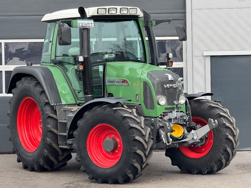 Fendt 415 Vario TMS - Tractor: afbeelding 2 Fendt 415 Vario TMS - Tractor: afbeelding 2