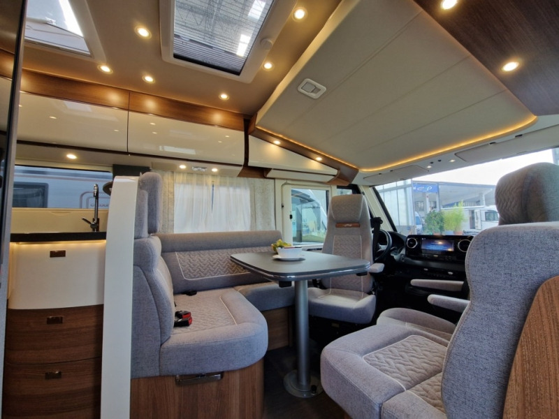 Carthago Carthago C2 Tourer I Mercedes 145 RB-LE - Integraal camper: afbeelding 4 Carthago Carthago C2 Tourer I Mercedes 145 RB-LE - Integraal camper: afbeelding 4