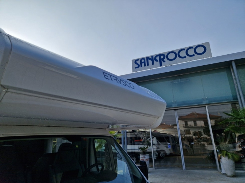 Etrusco A 7300 DB - Alkoof camper: afbeelding 4 Etrusco A 7300 DB - Alkoof camper: afbeelding 4