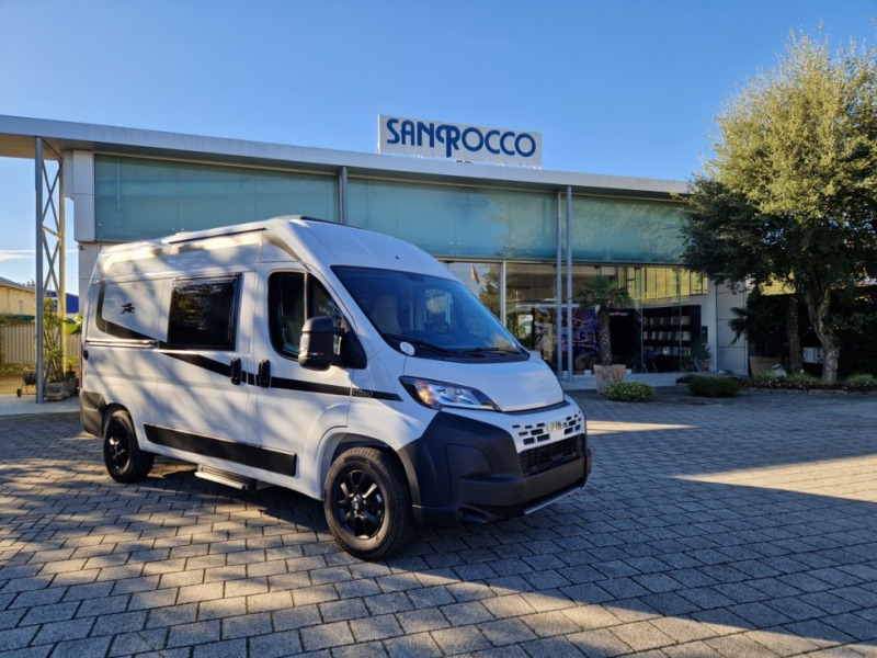 Laika Kosmo 50 Camper Van - Buscamper: afbeelding 2 Laika Kosmo 50 Camper Van - Buscamper: afbeelding 2