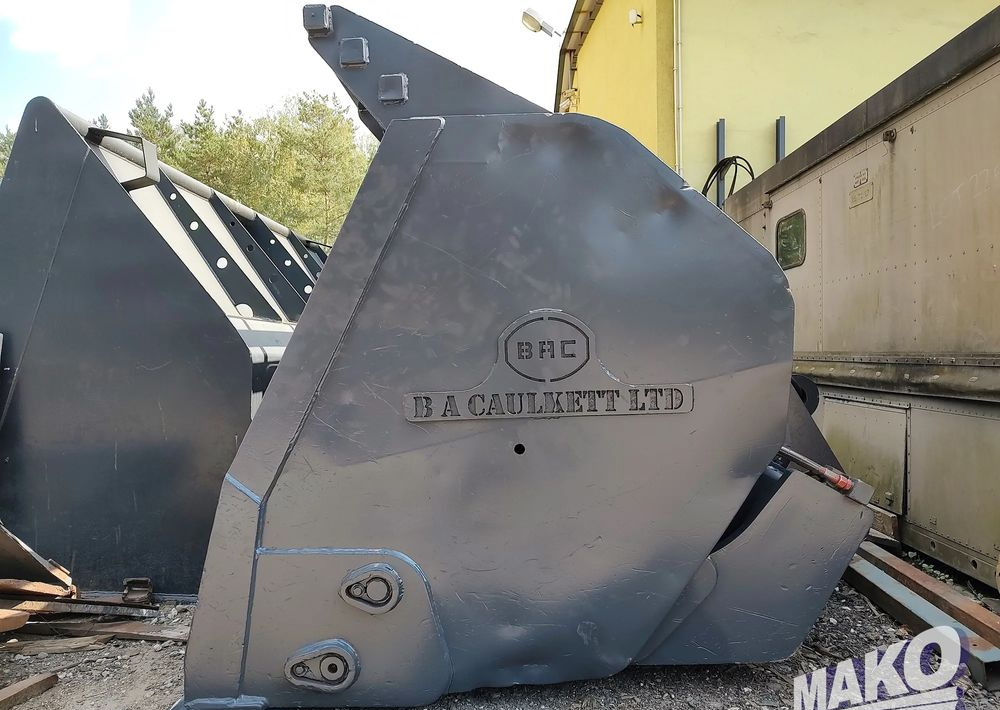Łyżka BAC 295cm wysokiego wysypu do ładowarki - Aanbouwdeel voor Bouwmachine: afbeelding 2 Łyżka BAC 295cm wysokiego wysypu do ładowarki - Aanbouwdeel voor Bouwmachine: afbeelding 2