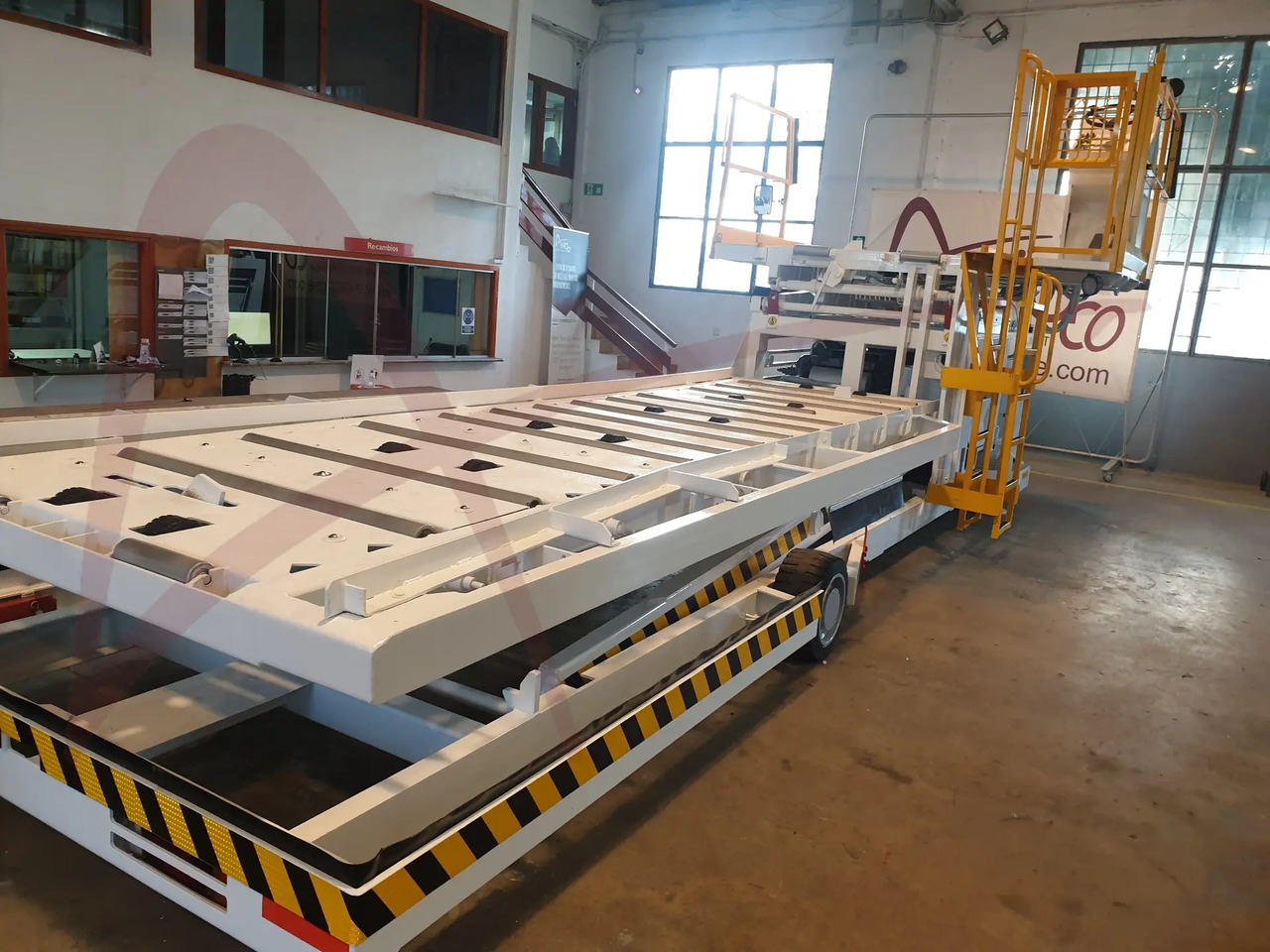 AIR MARREL LAM 3500 DP/R8 - Container/ Palletlader: afbeelding 3 AIR MARREL LAM 3500 DP/R8 - Container/ Palletlader: afbeelding 3