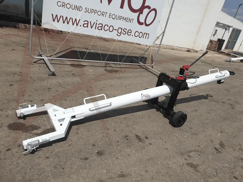 FLADUNG FSST CRJ100-700 - Ground support equipment: afbeelding 3 FLADUNG FSST CRJ100-700 - Ground support equipment: afbeelding 3