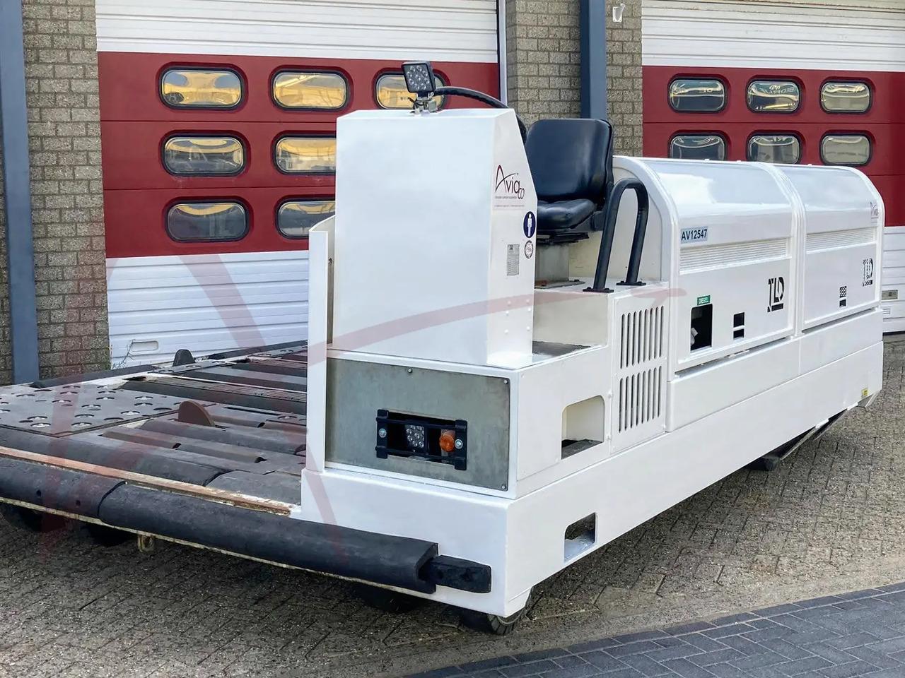 TLD TF10 FTC - Ground support equipment: afbeelding 1 TLD TF10 FTC - Ground support equipment: afbeelding 1