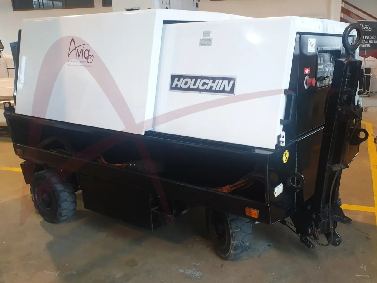 HOUCHIN 490-90 - Ground power unit: afbeelding 3 HOUCHIN 490-90 - Ground power unit: afbeelding 3