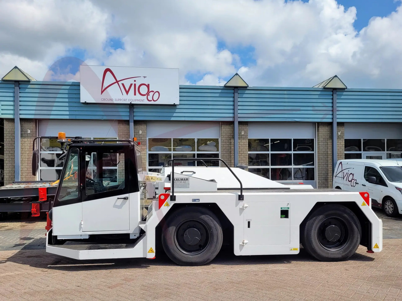 KALMAR MOTOR AB FB 250 - Vliegtuigtrekker: afbeelding 4 KALMAR MOTOR AB FB 250 - Vliegtuigtrekker: afbeelding 4
