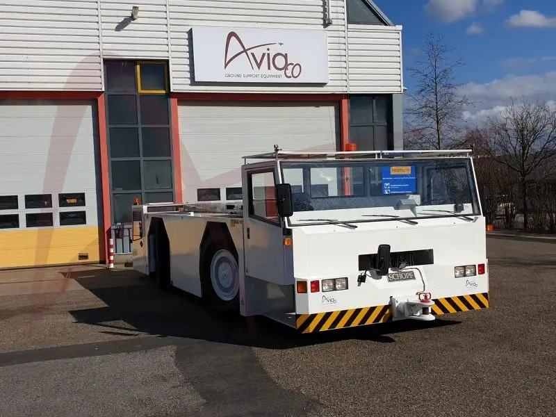 SCHOPF F396C - Vliegtuigtrekker: afbeelding 1 SCHOPF F396C - Vliegtuigtrekker: afbeelding 1