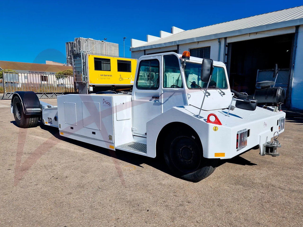 TLD TPX-200-MT - Vliegtuigtrekker: afbeelding 2 TLD TPX-200-MT - Vliegtuigtrekker: afbeelding 2