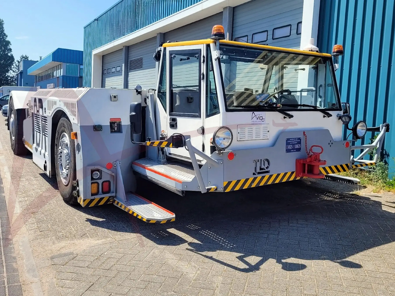 TLD TPX-500-MTS - Vliegtuigtrekker: afbeelding 1 TLD TPX-500-MTS - Vliegtuigtrekker: afbeelding 1