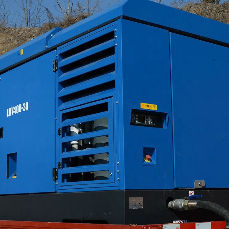 Liutech 400-30 1412CFM 30Bar Portable Screw Diesel - Luchtcompressor: afbeelding 2 Liutech 400-30 1412CFM 30Bar Portable Screw Diesel - Luchtcompressor: afbeelding 2