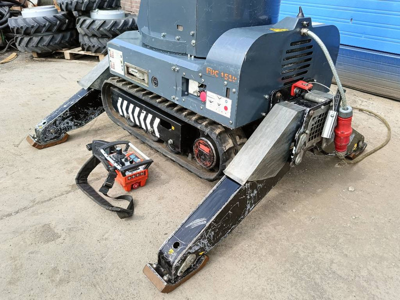 Rupsgraafmachine Brokk euroimplementos RDC1510 180 husqvarna robot remote: afbeelding 15