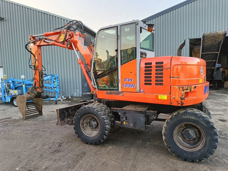 FIAT-HITACHI FH120W bandenkraan Wheel Excavator graafmachine - Mobiele graafmachine: afbeelding 2 FIAT-HITACHI FH120W bandenkraan Wheel Excavator graafmachine - Mobiele graafmachine: afbeelding 2