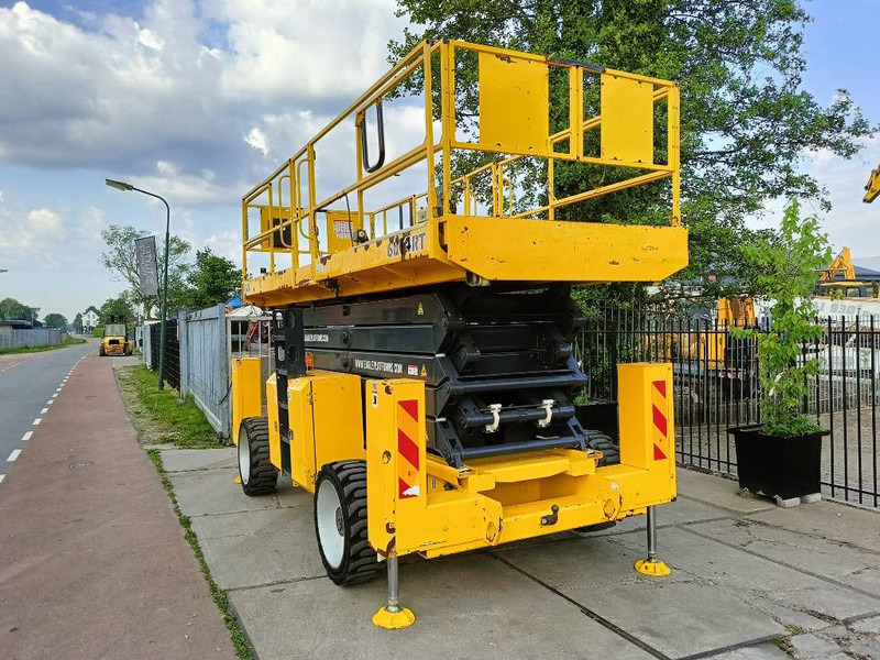 GMG 6094-RT platform hi lift schaar hoogwerker 18 m CE - Schaarlift: afbeelding 5 GMG 6094-RT platform hi lift schaar hoogwerker 18 m CE - Schaarlift: afbeelding 5