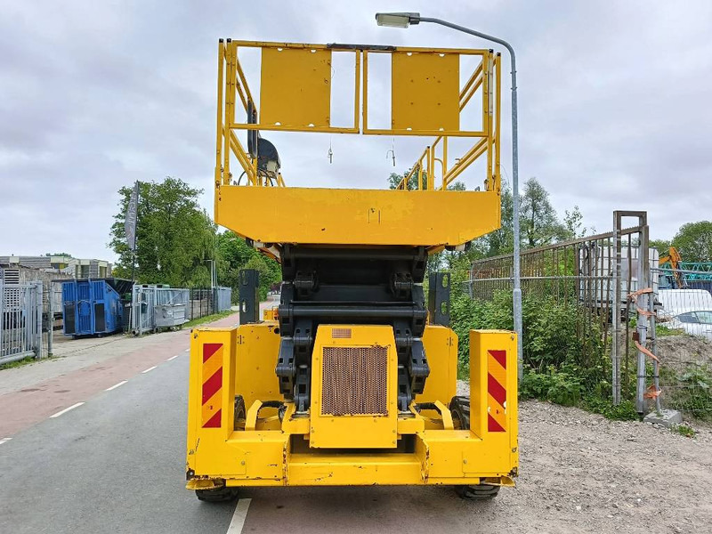 GMG 6094-RT schaarhoogwerper platform hi lift 18 m CE - Schaarlift: afbeelding 4 GMG 6094-RT schaarhoogwerper platform hi lift 18 m CE - Schaarlift: afbeelding 4