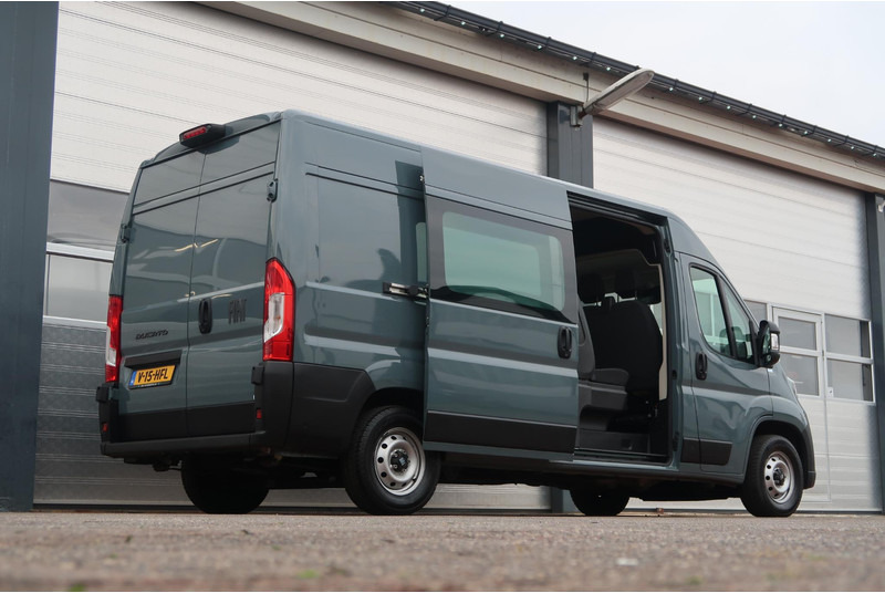 Fiat Ducato 33 2.2 MultiJet L3H2 DC CAMERA/ 2X SCHUIFDEUR/ 7P/ CRUISE/ AIRCO - Kleine bestelwagen: afbeelding 4 Fiat Ducato 33 2.2 MultiJet L3H2 DC CAMERA/ 2X SCHUIFDEUR/ 7P/ CRUISE/ AIRCO - Kleine bestelwagen: afbeelding 4