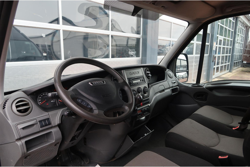 Iveco Daily 35S17V L2H3 1E EIG/ 3.5T/ AIRCO/ CRUISE/ TREKHAAK - Gesloten bestelwagen: afbeelding 2 Iveco Daily 35S17V L2H3 1E EIG/ 3.5T/ AIRCO/ CRUISE/ TREKHAAK - Gesloten bestelwagen: afbeelding 2