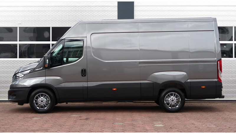 Gesloten bestelwagen Iveco Daily 35S18HV 3.0 L2H2 BPM VRIJ/ AUT/ LED/ CAMERA/ NAVI/ CLIMA: afbeelding 15