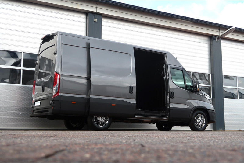 Gesloten bestelwagen Iveco Daily 35S18HV 3.0 L2H2 BPM VRIJ/ AUT/ LED/ CAMERA/ NAVI/ CLIMA: afbeelding 9