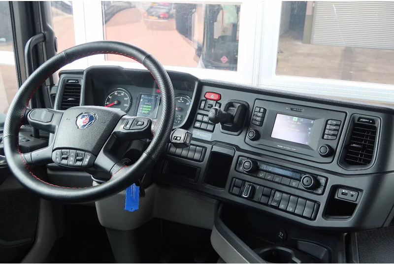 Scania R410 NGS LNG/ RETARDER/ ACC/ 2X TANK/ DIFF LOCK - Trekker: afbeelding 4 Scania R410 NGS LNG/ RETARDER/ ACC/ 2X TANK/ DIFF LOCK - Trekker: afbeelding 4