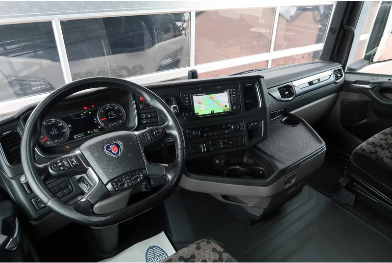 Scania S450 NGS RETARDER/ 2X TANK/ ACC/ PARK CLIMA/ DIFF LOCK - Trekker: afbeelding 2 Scania S450 NGS RETARDER/ 2X TANK/ ACC/ PARK CLIMA/ DIFF LOCK - Trekker: afbeelding 2