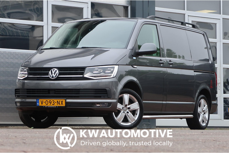 Volkswagen Transporter 2.0 TDI L1H1 Highline AUT/ LED/ ACC/ 2X DEUR/ NAVI/ AIRCO/ TREKHAAK - Kleine bestelwagen: afbeelding 1 Volkswagen Transporter 2.0 TDI L1H1 Highline AUT/ LED/ ACC/ 2X DEUR/ NAVI/ AIRCO/ TREKHAAK - Kleine bestelwagen: afbeelding 1