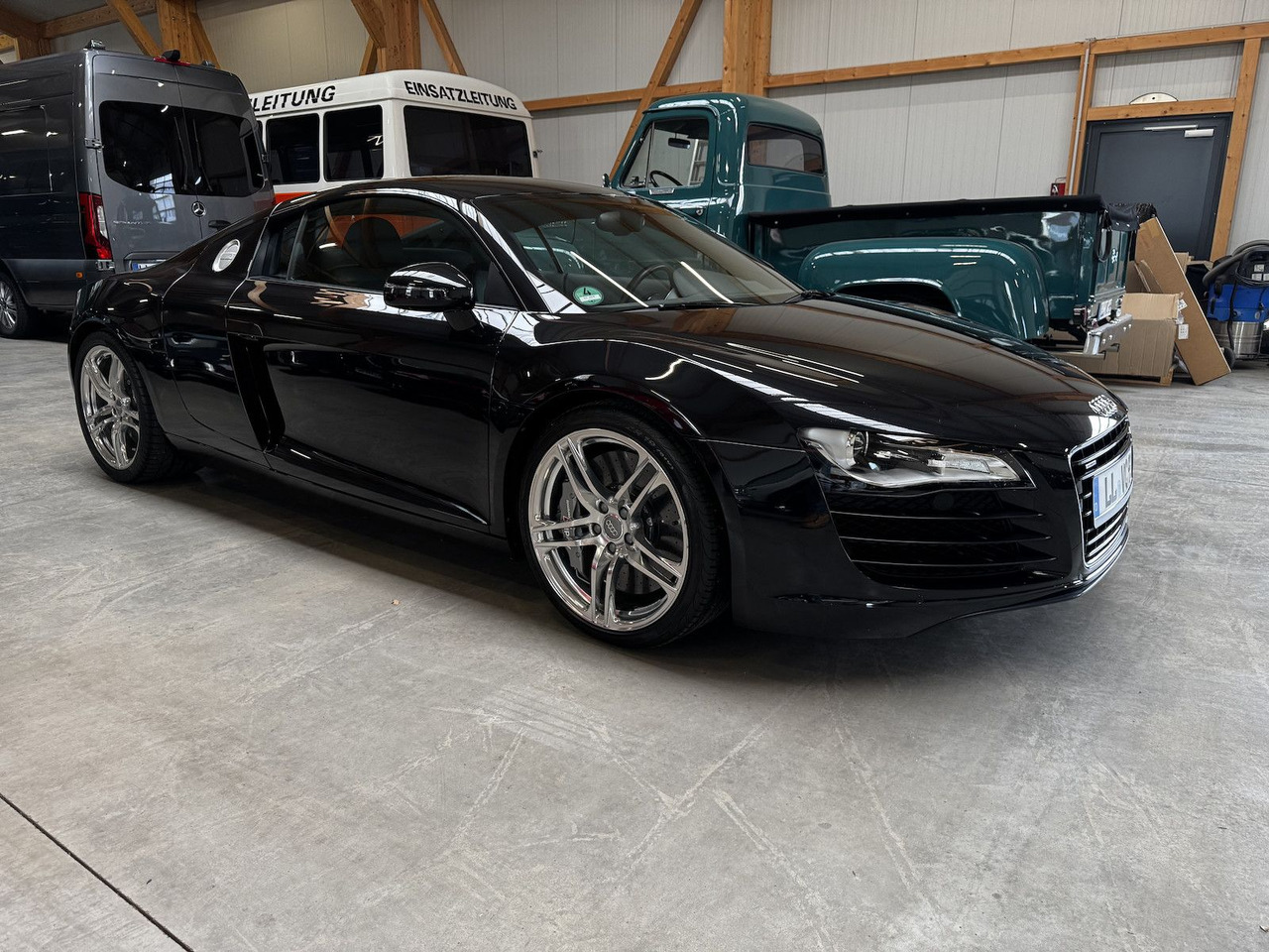 Audi R8 4.2 FSI V8 quattro Coupé - Personenwagen: afbeelding 4 Audi R8 4.2 FSI V8 quattro Coupé - Personenwagen: afbeelding 4