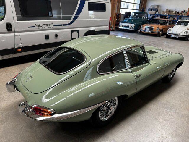 JAGUAR E-Type 4.2 Litre Serie 1.5 FHC Zustand 1... - Personenwagen: afbeelding 4 JAGUAR E-Type 4.2 Litre Serie 1.5 FHC Zustand 1... - Personenwagen: afbeelding 4