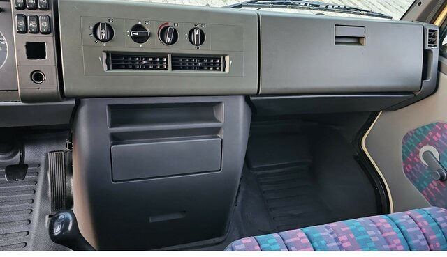 MERCEDES-BENZ 814 D T2 Vario 4x4 Allrad Topzustand! - Bestelwagen met open laadbak: afbeelding 3 MERCEDES-BENZ 814 D T2 Vario 4x4 Allrad Topzustand! - Bestelwagen met open laadbak: afbeelding 3
