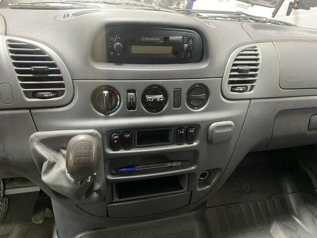 MERCEDES-BENZ Sprinter 313 CDI Doka 4x4 Allrad 1.Hand... - Huifzeil bedrijfswagen, Bestelwagen met dubbele cabine: afbeelding 4 MERCEDES-BENZ Sprinter 313 CDI Doka 4x4 Allrad 1.Hand... - Huifzeil bedrijfswagen, Bestelwagen met dubbele cabine: afbeelding 4