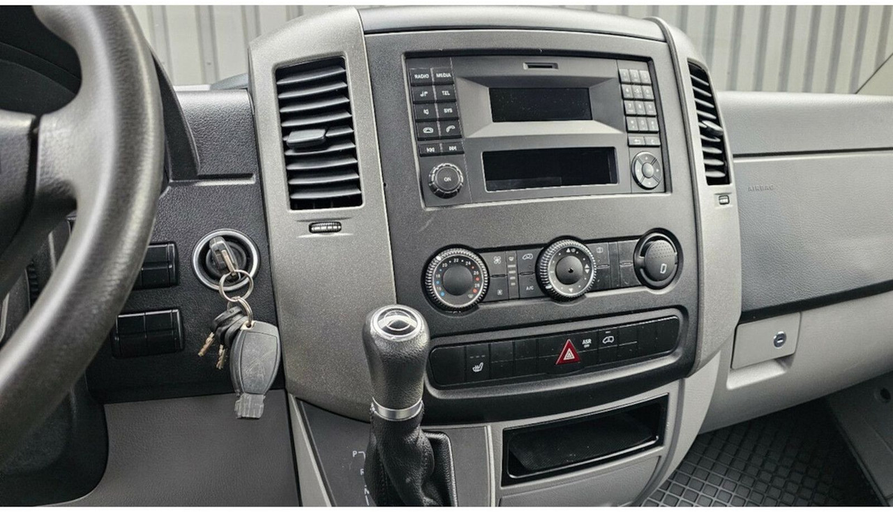 Bestelwagen met open laadbak, Bestelwagen met dubbele cabine Mercedes-Benz Sprinter 313 CDI Doka 4x4 Autom. AHK 3.5t: afbeelding 12