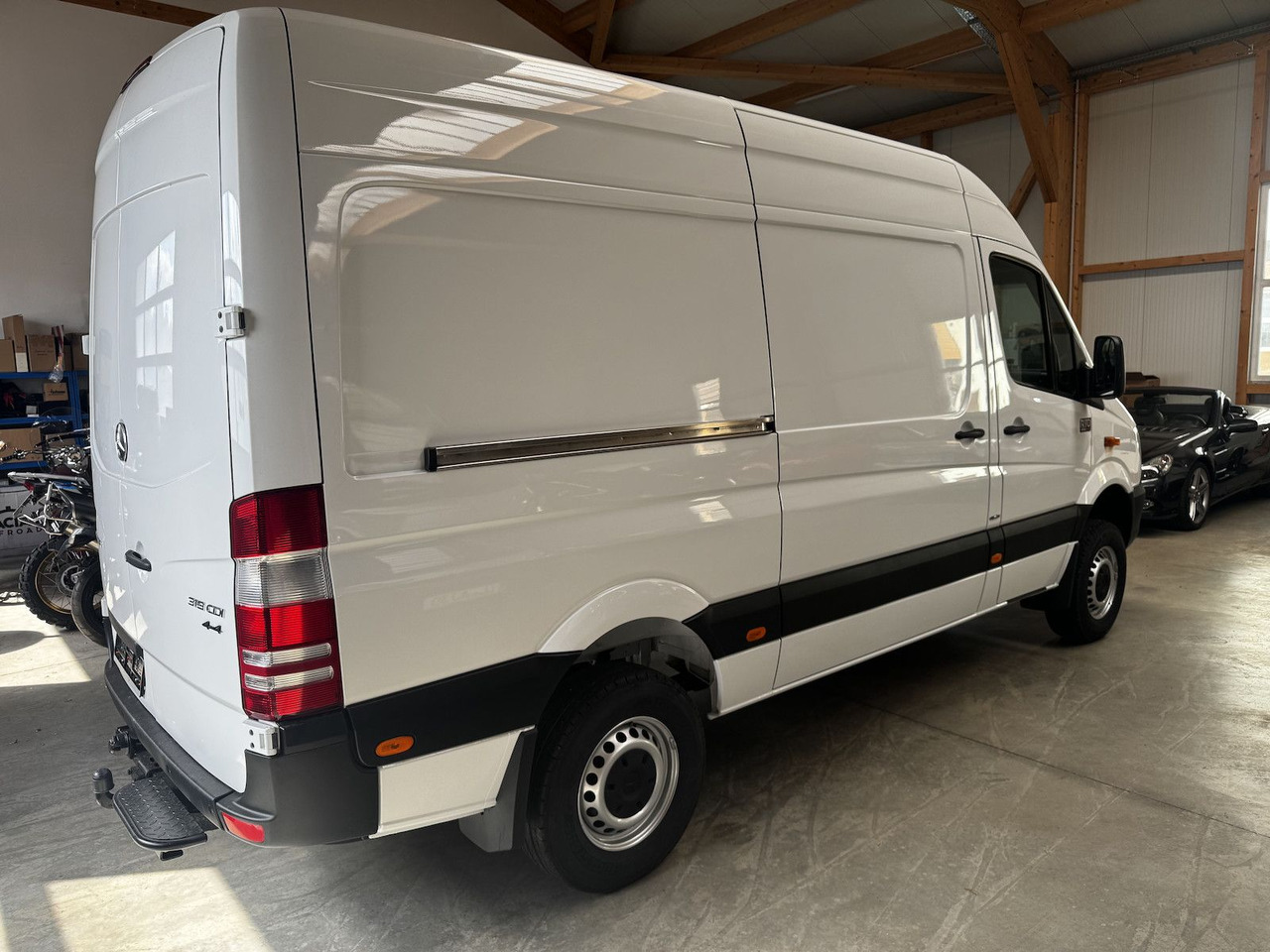 Mercedes-Benz Sprinter 319 CDI 4x4 3.0 V6 Untersetzung 1a! - Buscamper: afbeelding 5 Mercedes-Benz Sprinter 319 CDI 4x4 3.0 V6 Untersetzung 1a! - Buscamper: afbeelding 5