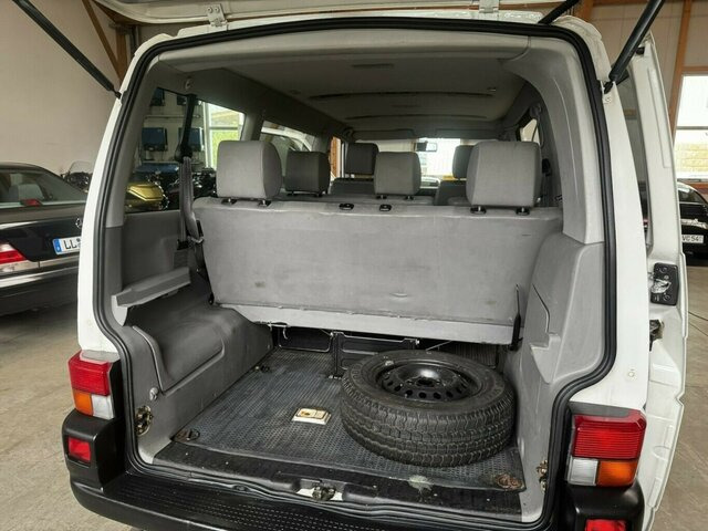Leasing VW T4 Caravelle 2.5 TDI Syncro Sperre 1. Hand!... VW T4 Caravelle 2.5 TDI Syncro Sperre 1. Hand!...: afbeelding 16