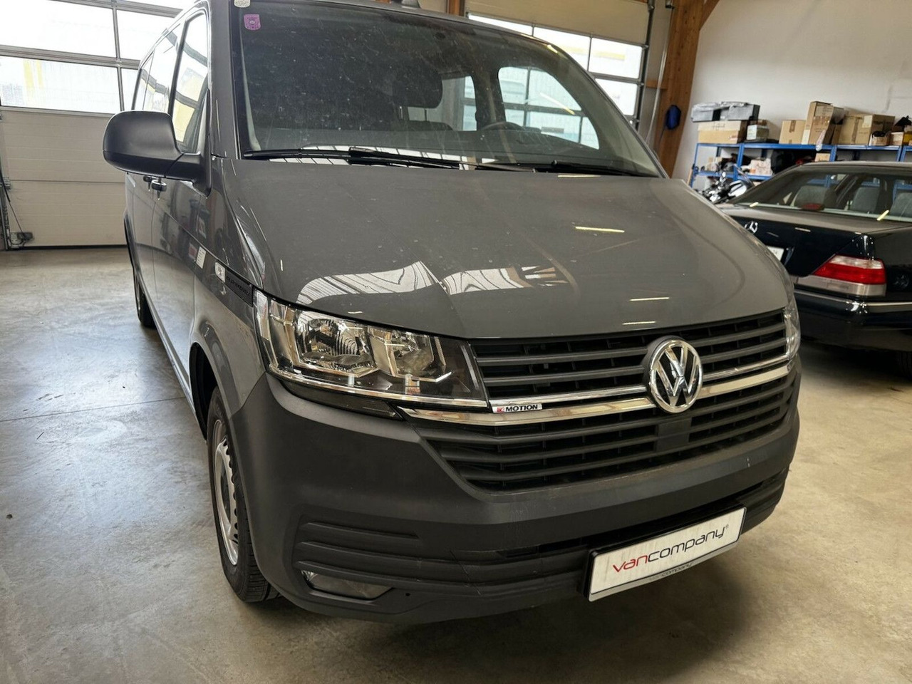 Volkswagen T6.1 lang 5-Sitzer 2.0 TDI 4Motion LKW - Kleine bestelwagen: afbeelding 3 Volkswagen T6.1 lang 5-Sitzer 2.0 TDI 4Motion LKW - Kleine bestelwagen: afbeelding 3
