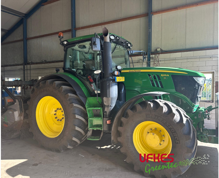 John Deere 6215 R - Tractor: afbeelding 1 John Deere 6215 R - Tractor: afbeelding 1