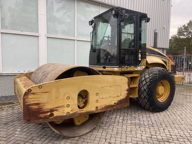 Cat CS 573 E 2004 - Wals: afbeelding 1 Cat CS 573 E 2004 - Wals: afbeelding 1