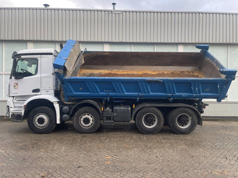 Mercedes-Benz Arocs 4145 8x4 2016 Euro 6 - Kipper vrachtwagen: afbeelding 3 Mercedes-Benz Arocs 4145 8x4 2016 Euro 6 - Kipper vrachtwagen: afbeelding 3