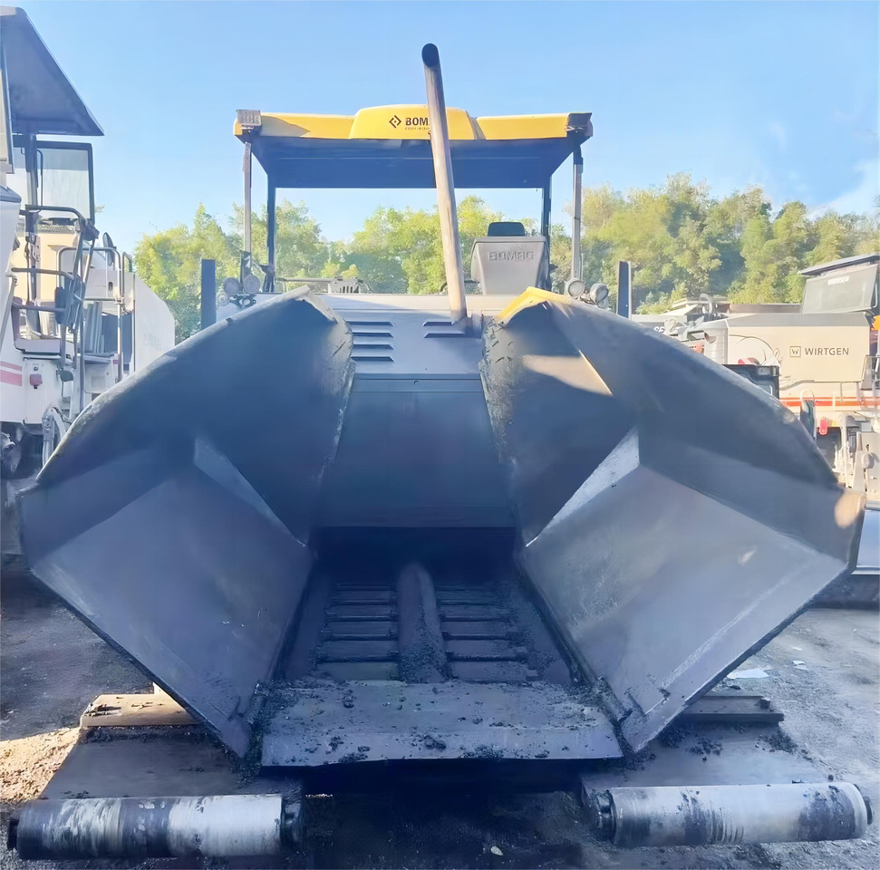 BOMAG BF800C Asphalt Paver Machine Used Asphalt Paver - Asfaltafwerkmachine: afbeelding 5 BOMAG BF800C Asphalt Paver Machine Used Asphalt Paver - Asfaltafwerkmachine: afbeelding 5