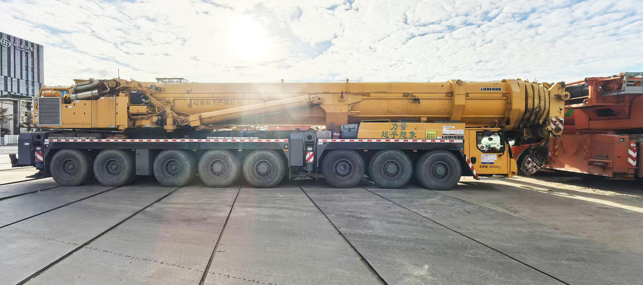 LIEBHERR Second Hand Mobile Crane 500 Ton LTM1500 Hydraulic Crane With High Quality - Mobiele kraan: afbeelding 3 LIEBHERR Second Hand Mobile Crane 500 Ton LTM1500 Hydraulic Crane With High Quality - Mobiele kraan: afbeelding 3