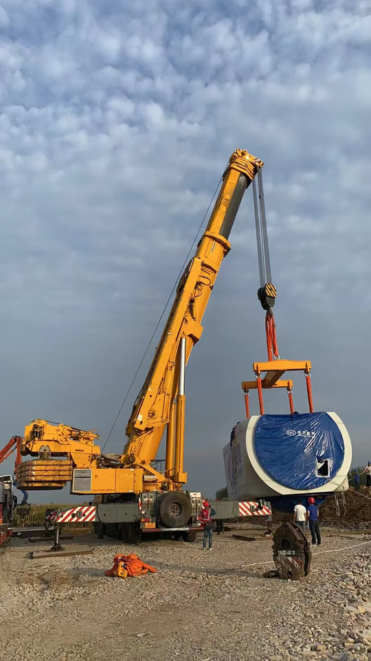 Liebherr LTM1500-8 Used Mobile Crane 500 ton Lifting Hydraulic Truck Crane - Mobiele kraan: afbeelding 2 Liebherr LTM1500-8 Used Mobile Crane 500 ton Lifting Hydraulic Truck Crane - Mobiele kraan: afbeelding 2